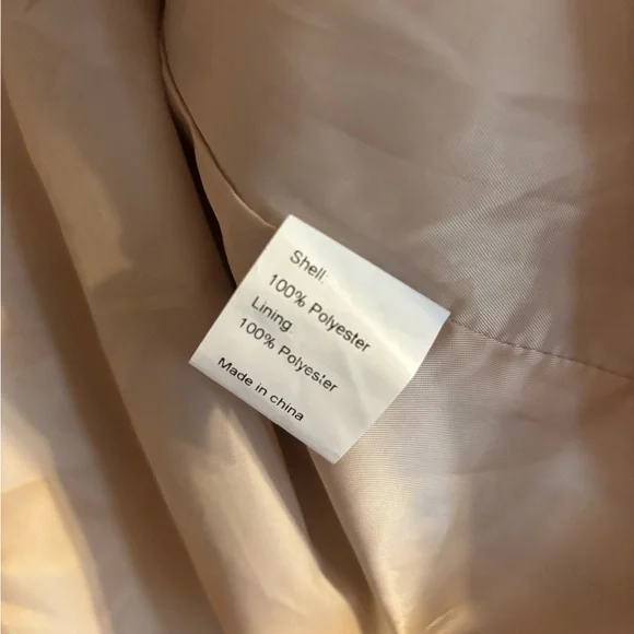 Women's Tan Coat- XXXL - Picture 3 of 4